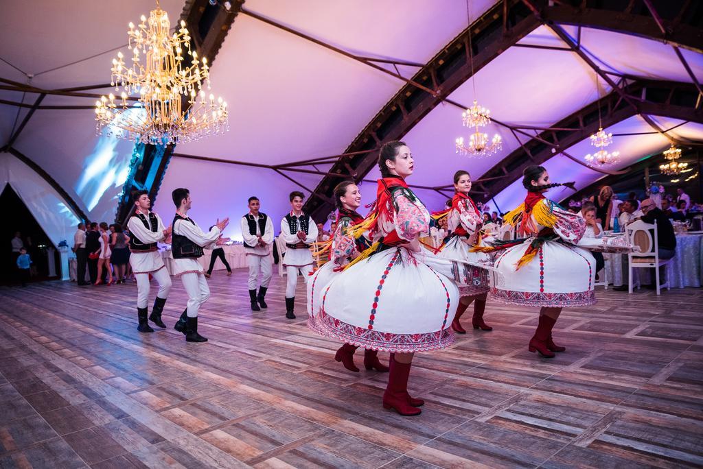 Hanul Moara Cu Noroc Borosjenő Kültér fotó